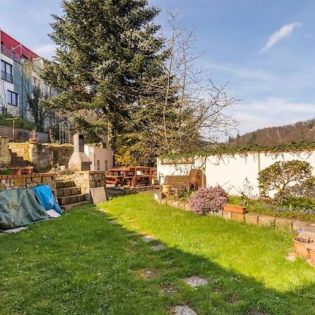 דירות קרלובי וארי Apartman Vishegrad מראה חיצוני תמונה